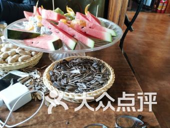 多樂喜慶用品家居裝飾附近美食 愛心路美食 連云港